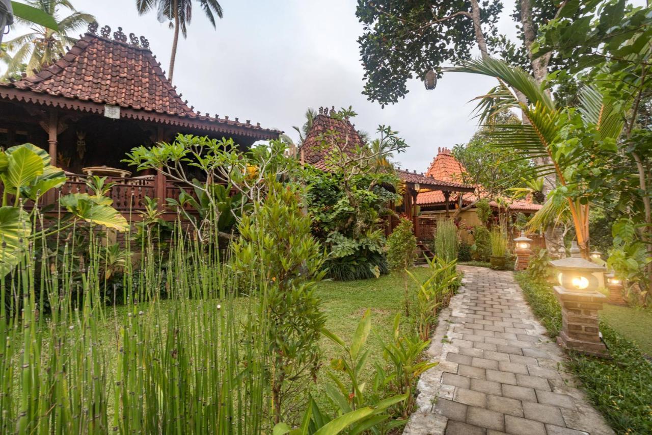 Be Bali Hut Farm Ubud